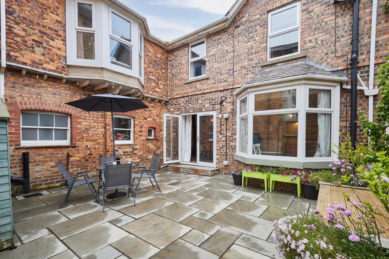Host & Stay - The Courtyard At No.47 Scarborough Exterior photo